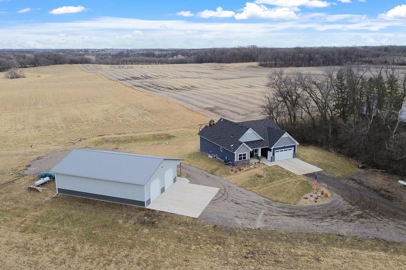 2224 County Road 92, Maple Plain, MN 55359