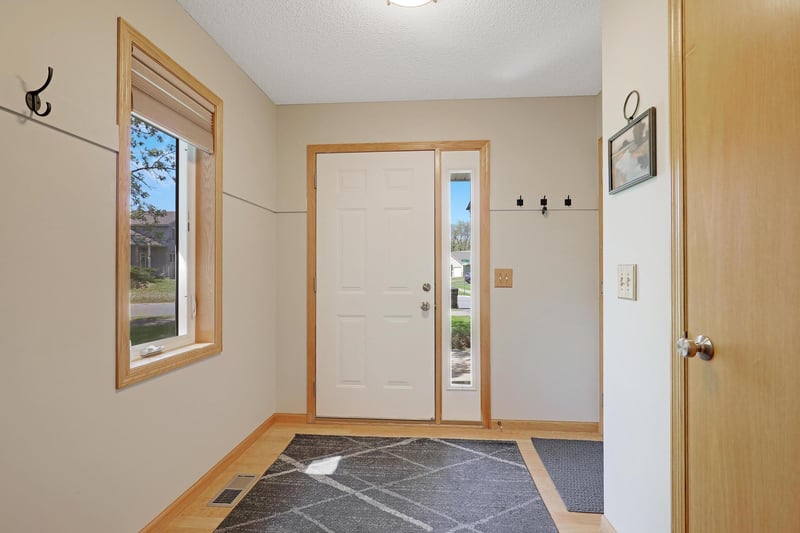 5610 156th Ln NW, Andover, MN 55303