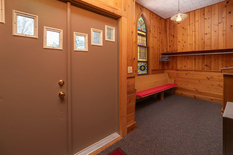 515 Walnut St, Mantorville, MN 55955