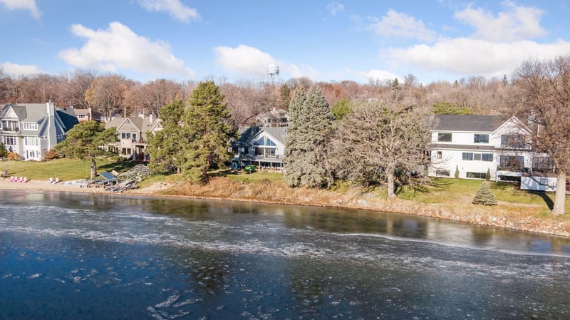 2474 Carman St, Wayzata, MN 55391