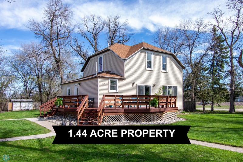 228 1st St NW, Kent, MN 56553