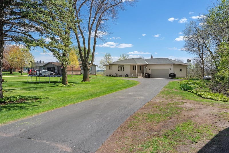 309 Zimmerman Rd, Courtland, MN 56021