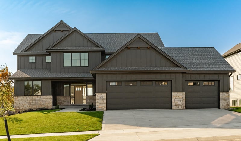2630 Scenic Point Dr SW, Rochester, MN 55902