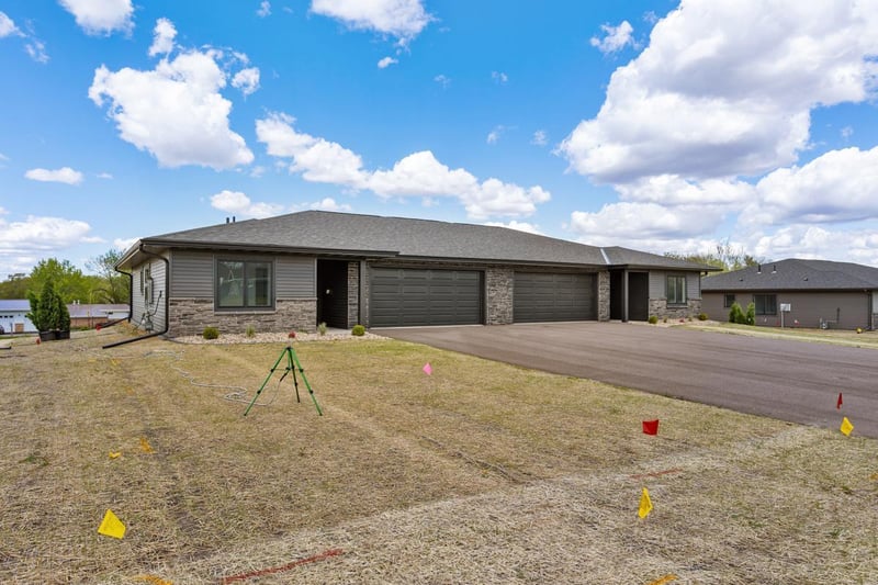 313 Sunset Ave, Mountain Lake, MN 56159