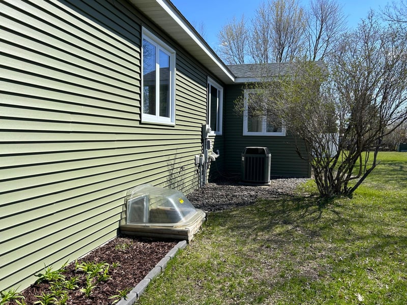 949 Ash St, Appleton, MN 56208