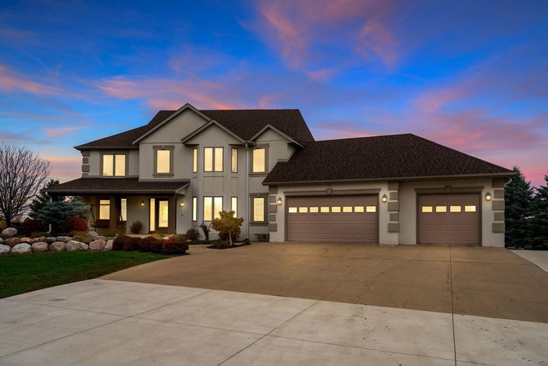 4850 Wilderness Lake Cir, Elko New Market, MN 55020
