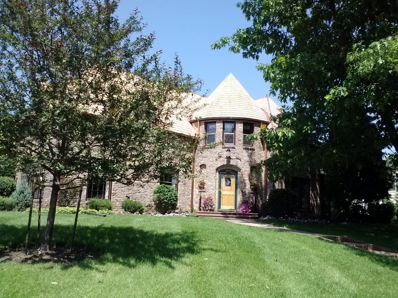 1335 Beechwood Pl, Saint Paul, MN 55116