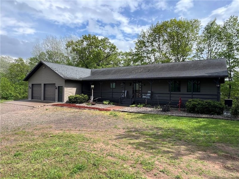 N5010 County Line Rd, Spooner, WI 54801