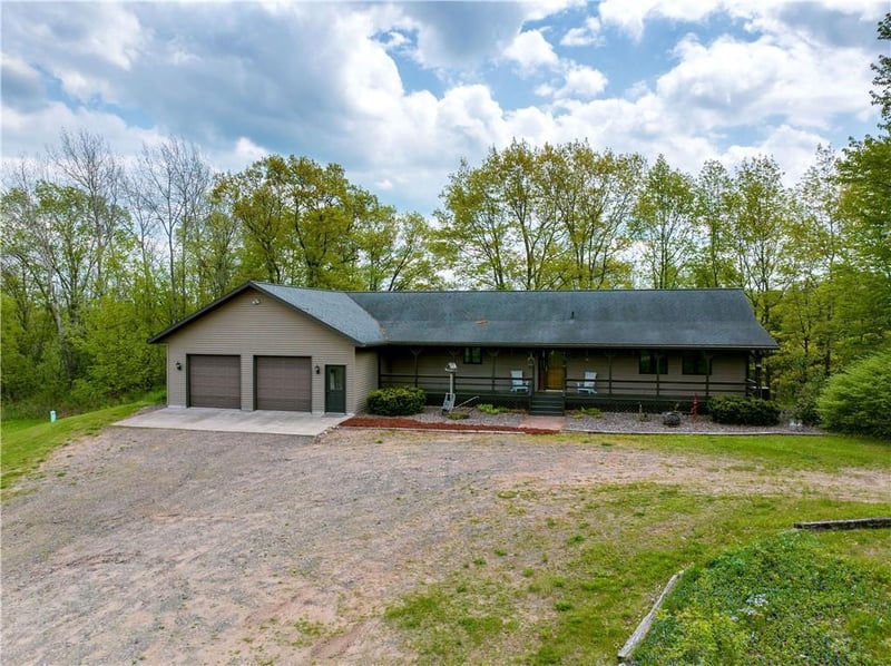 N5010 County Line Rd, Spooner, WI 54801