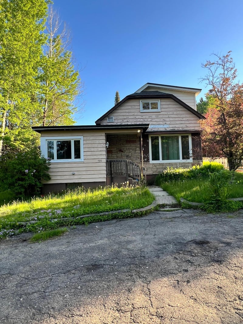 500 10th Ave NW, Chisholm, MN 55719