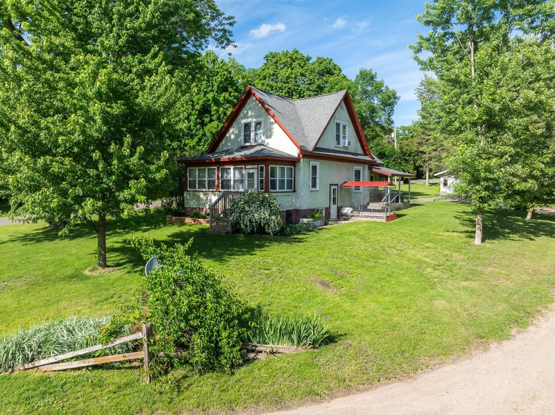 105 4th St, Swanville, MN 56382