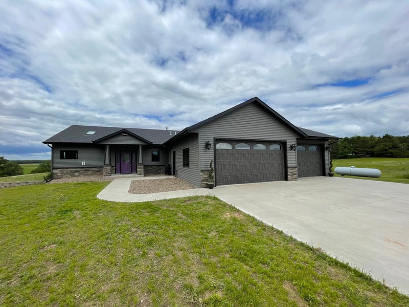 21723 165th Ave, Little Falls, MN 56345