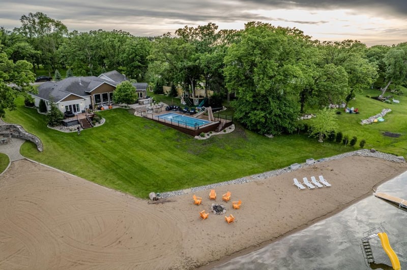 1481 Long Lake Dr, Detroit Lakes, MN 56501