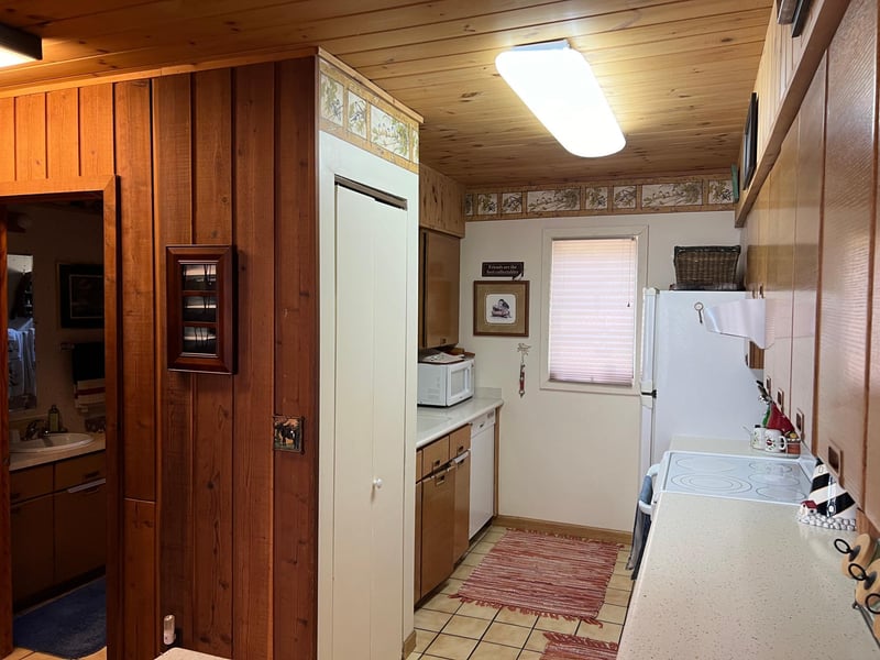 3 Norwood, Lutsen, MN 55612