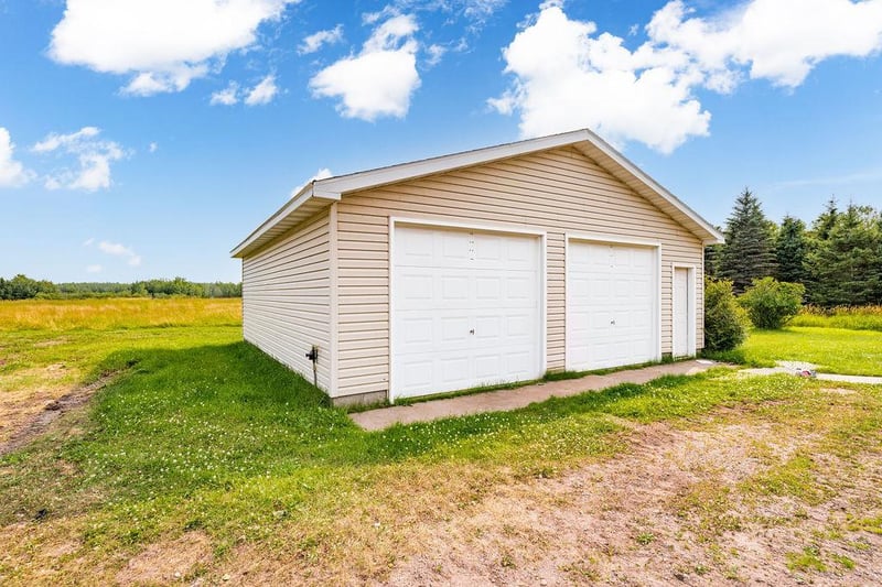 31598 Swanson Rd, Askov, MN 55704
