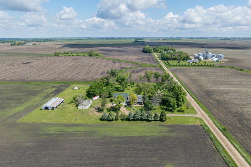 29821 680th Ave, Saint James, MN 56081