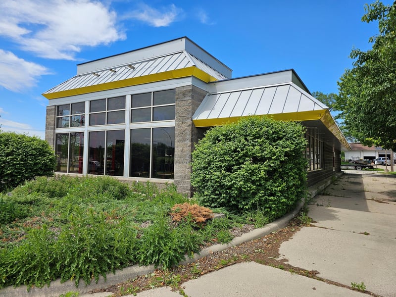 1611 Highway 12 E, Willmar, MN 56201