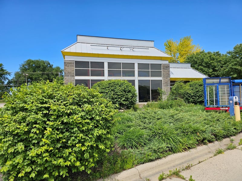 1611 Highway 12 E, Willmar, MN 56201