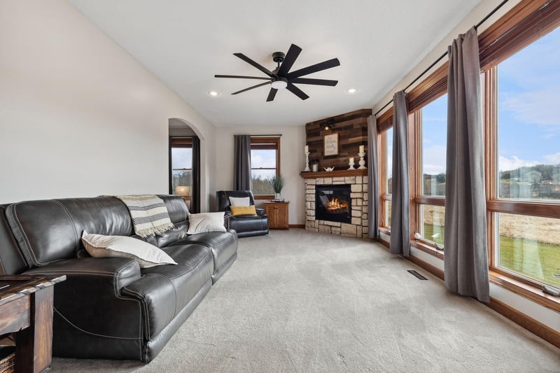 4415 Miller View Rd, Elko New Market, MN 55020