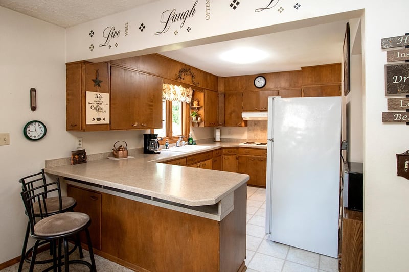 120 Hillcrest Ave, Lake Lillian, MN 56253