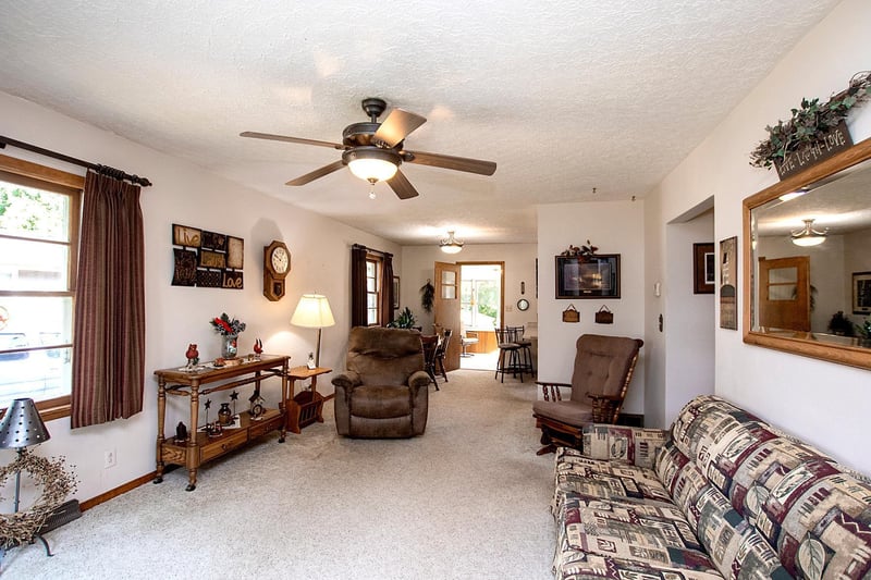 120 Hillcrest Ave, Lake Lillian, MN 56253