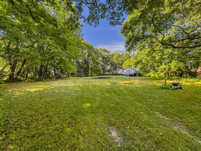 24646 Arrowhead Trl, Cleveland, MN 56017