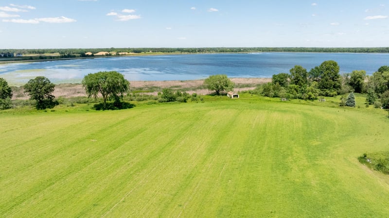6822 Oneka Lake Blvd N, Hugo, MN 55038