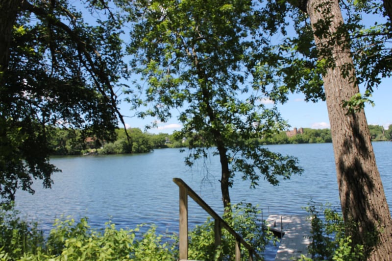 613 Lake Ave E, Fulda, MN 56131