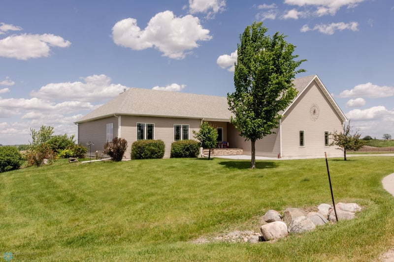 26188 6th Ave N, Hawley, MN 56549