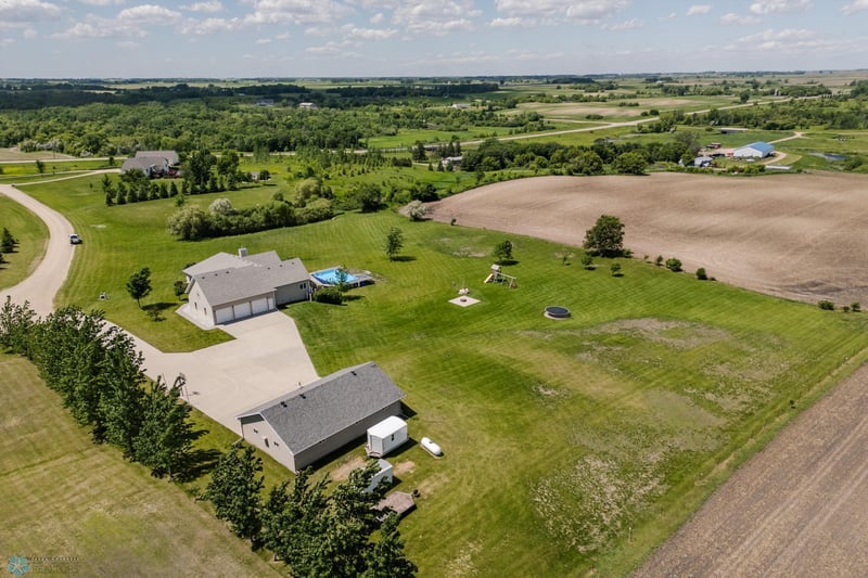 26188 6th Ave N, Hawley, MN 56549