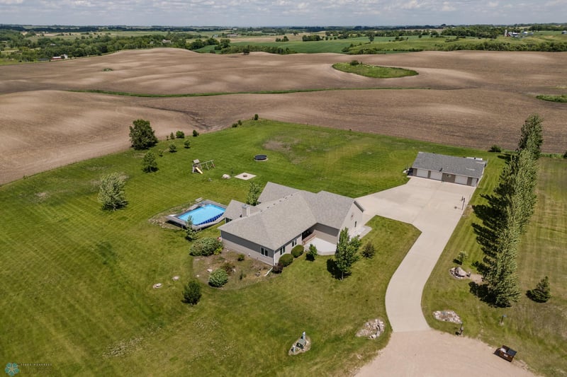 26188 6th Ave N, Hawley, MN 56549