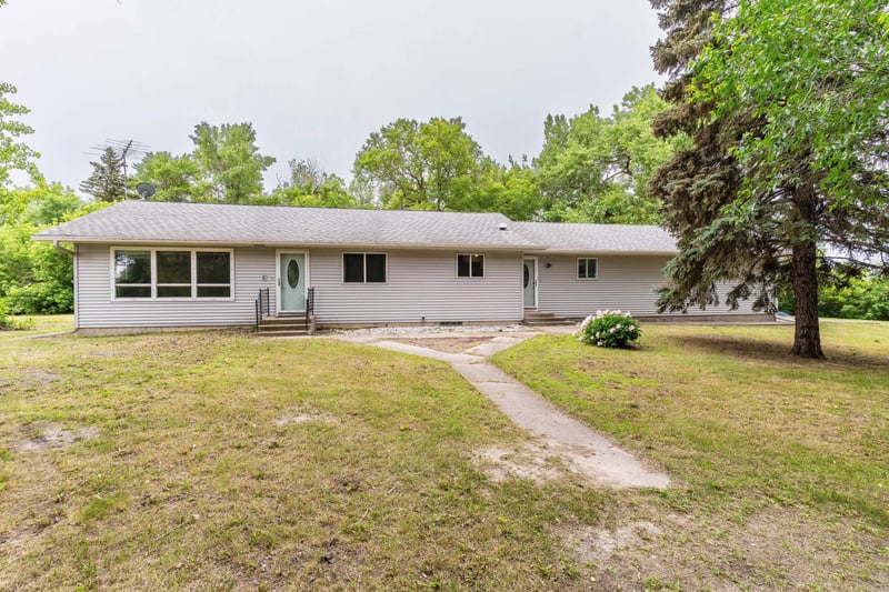 33492 110th Ave, Rothsay, MN 56579
