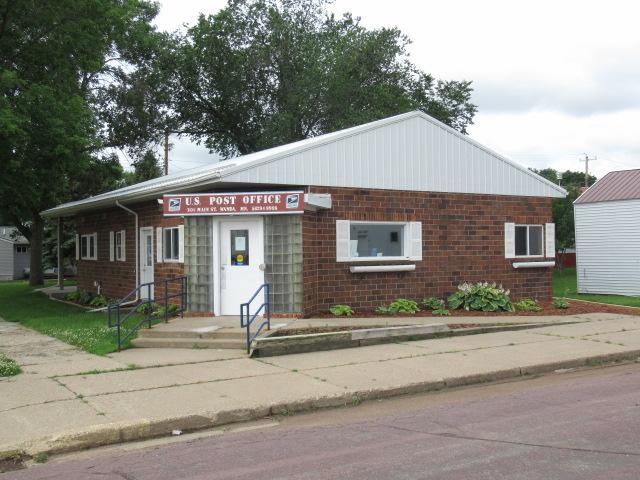 102 S Oak St, Wanda, MN 56294