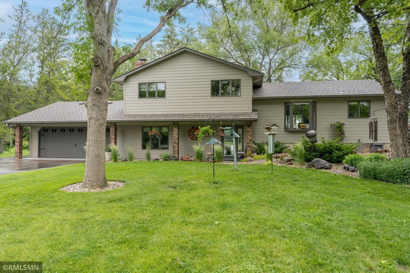 60392 239th St, Madison Lake, MN 56063