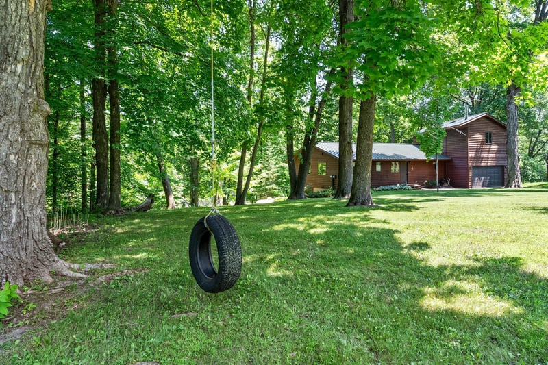 2767 1 1/2 St, Cumberland, WI 54829