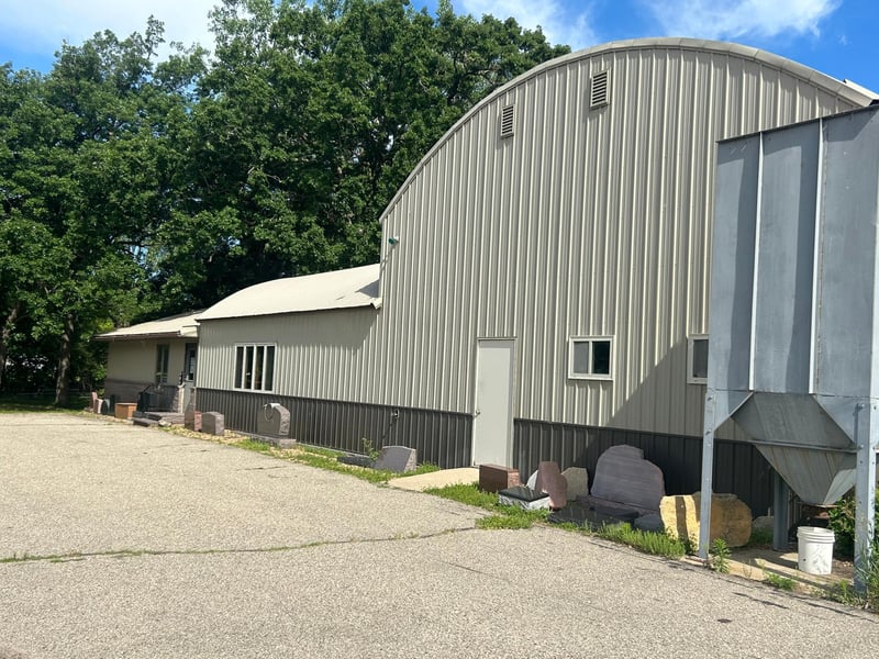 711 E Main St, Melrose, MN 56352