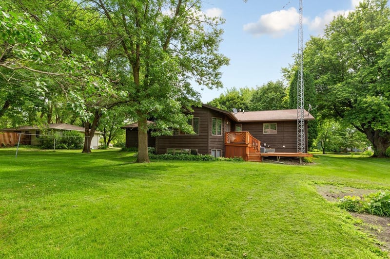402 2nd Ave, Pemberton, MN 56078