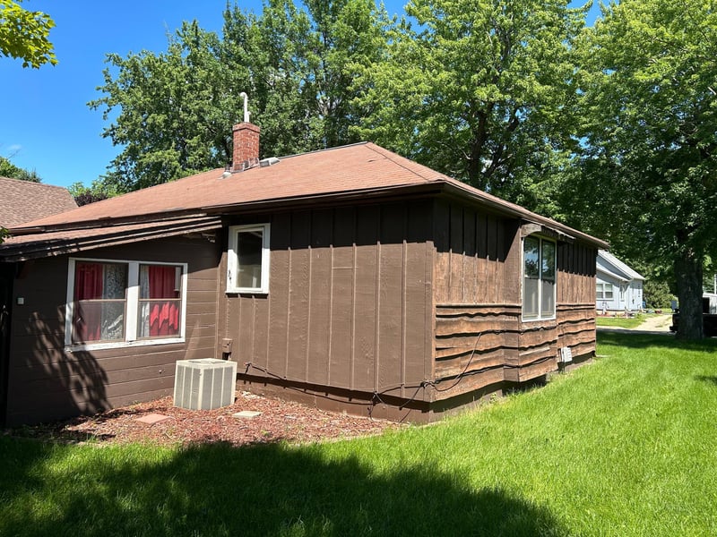 213 Lawton St, Tyler, MN 56178