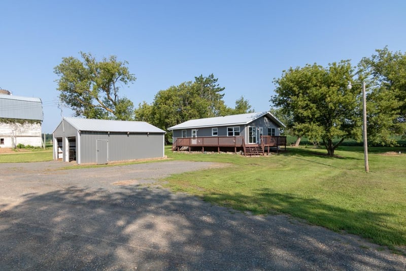 2121 Wi 35, Eureka, WI 54858