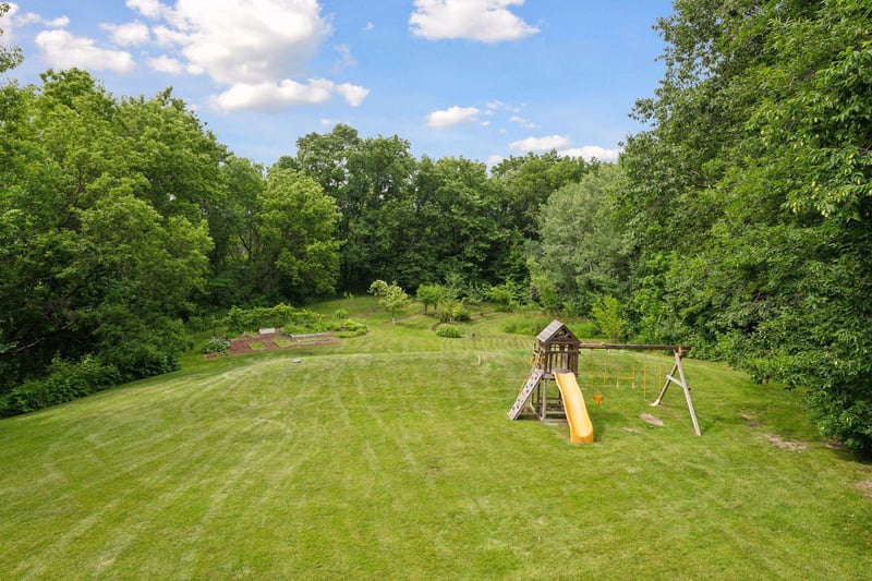 6140 Wood Hill Ln, Independence, MN 55359