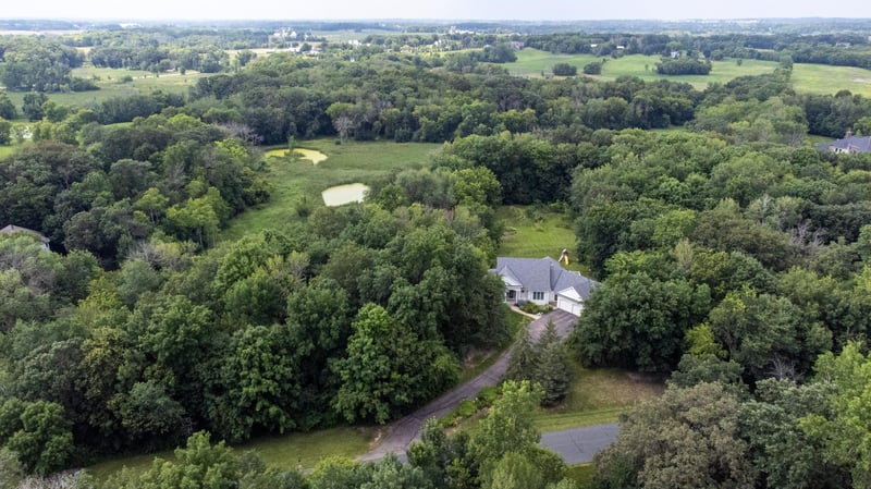 6140 Wood Hill Ln, Independence, MN 55359