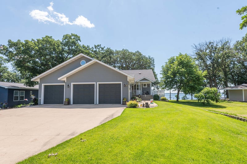 44816 Plentywood Rd, Perham, MN 56573