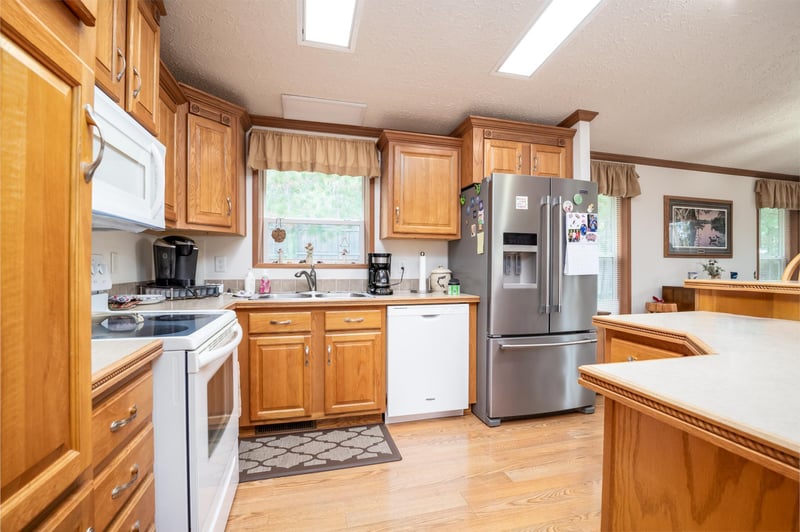 11767 Amber Ln, Merrifield, MN 56465