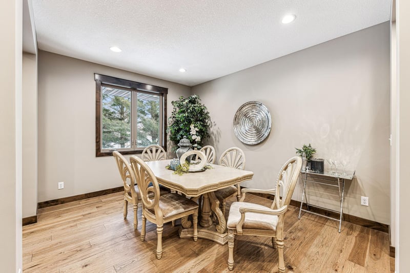35902 Verdin St NW, Cambridge, MN 55008