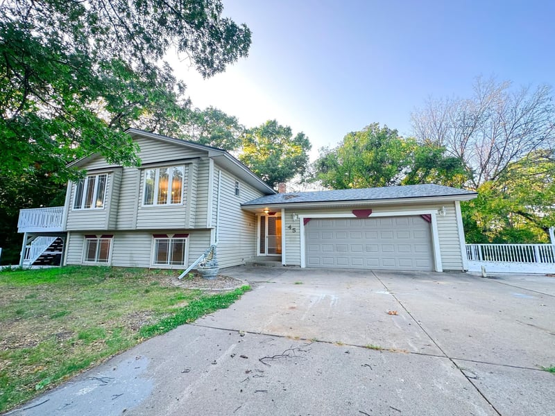 45 210th Ln NW, Oak Grove, MN 55011