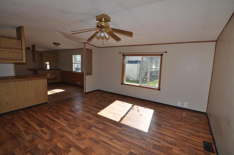 25 Pleasant Ave NE, Akeley, MN 56433