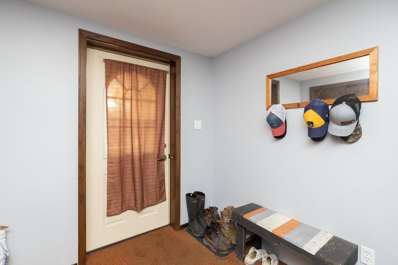 108 S Birch St, Elmwood, WI 54740