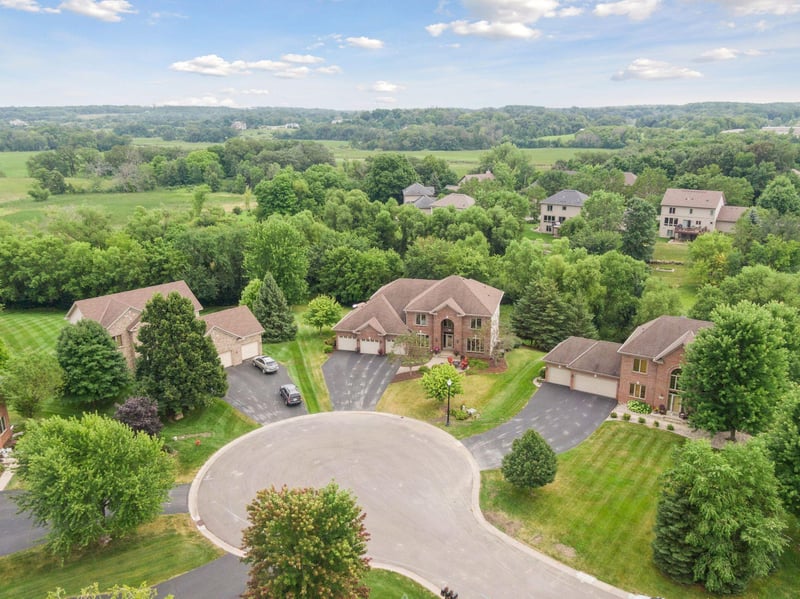 8061 Stone Creek Ct, Saint Bonifacius, MN 55375