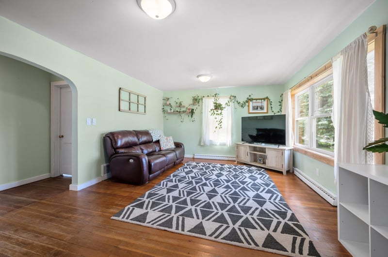 104 Alice Ave, Marble, MN 55764