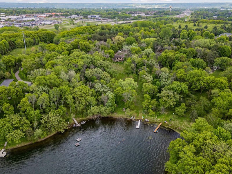 25 Windy Hill Rd, Sunfish Lake, MN 55077